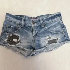 ロデオクラウンズ　ダメージショートパンツのサムネイル