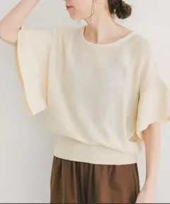 ITEMS URBANRESEARCH フレアスリーブニット　アイボリー