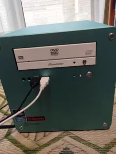 中古　デスクトップパソコンのサムネイル