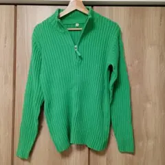 ユニクロ　ニットセーター