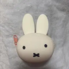 ミッフィー シリコンFACE小物入れ コインケース　カプセルトイ　miffy
