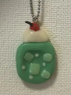 メロンソーダ　ウォーリーストーン　樹脂粘土　キーホルダー