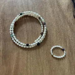 パールブレスレットとビーズリングセット