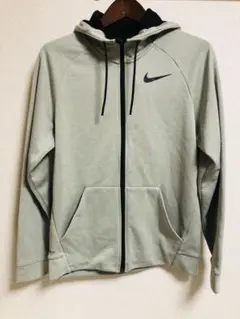 NIKE DRI-FITパーカー ライトグレー Mサイズ