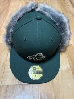 XLARGE × New Era 59FIFTY ファー付き キャップ