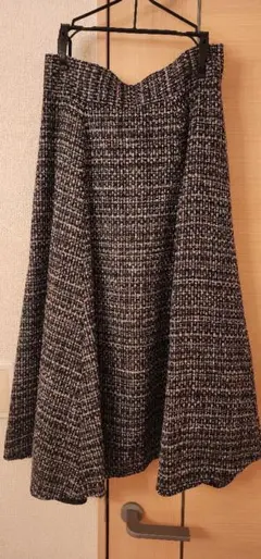 プロポーションボディドレッシング　黒と白ツイード フレアロングスカート