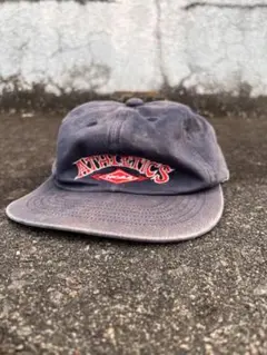 90s NCAA 古着　used 刺繍ロゴ キャップ フェード　ネイビー