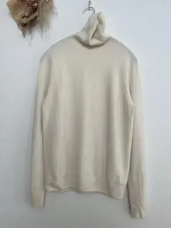 ユニクロ　3Dカシミヤタートルネックプルオーバー　M アイボリー