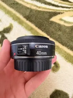 Canon EF 40mm F2.8 STM フルサイズ対応 単焦点レンズのサムネイル