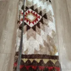 幾何学模様ラグ ベージュ ブラウン