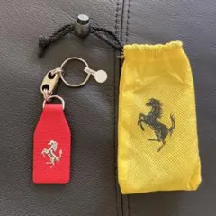 Ferrari キーホルダー イエロー レザー ステアリング - メルカリ
