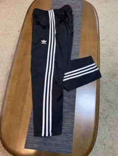 adidas 3本ライン ジャージパンツ 黒