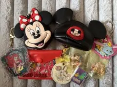 ミッキー イヤーハット ポーチ キーチェーン　ミニーマウス　シリコンミニポーチ