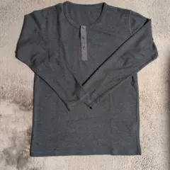 UNIQLOメンズLサイズ長袖カットソーダークグレー