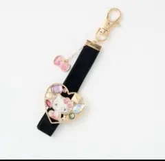 【新品未使用品】ハローキティ ハート型チャーム