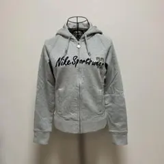 Nike フード付きジップアップパーカー グレー　【未使用】