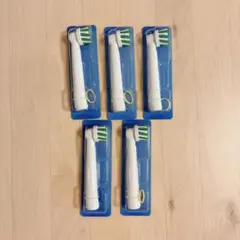 【正規品】Oral-B 歯垢除去UP替えブラシ 5本セット(未開封)のサムネイル