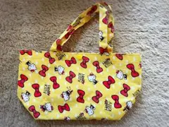 ハローキティー　トートバッグ