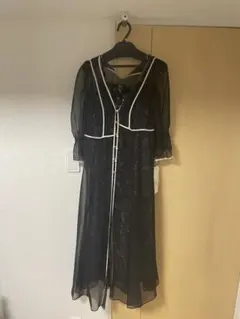 ブラックシースルードレス