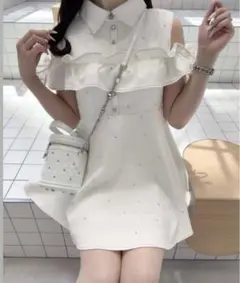 evelyn ビジューオフショルOP デニム ワンピース 白