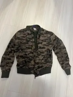 【美品】迷彩柄 ボンバージャケット メンズ カジュアル