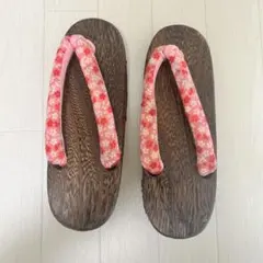 Item thumbnail for item 3dbc04cc-8fdf-4db4-af2e-0ece0c4c779d