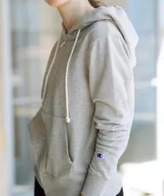 Champion グレー ジップアップパーカー