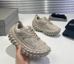 トレイルランニングシューズ ベージュ