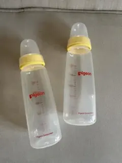 Pigeon プラスチック哺乳瓶 240ml 2本セット　乳首なし