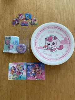 デザートキャッチ！ティニピン　くら寿司　お皿　　缶バッジ　ステッカー　5点セット