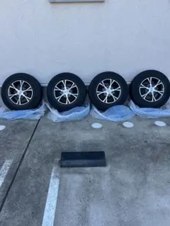 NY　 ハイエース純正ホイールセット ハイエース 新車外し 純正アルミホイール&タイヤセット 送料込み