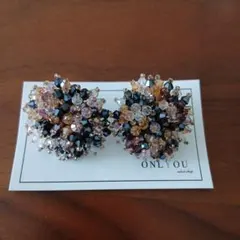 ビーズ装飾 フラワーデザイン イヤリング