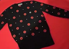 フレッドペリー（Fred Perry）　ローズ　薔薇　刺繍　　　トップス