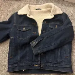 GU ボア襟付きデニムジャケット