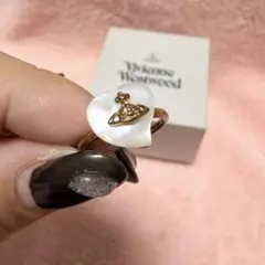Vivienne Westwood ハート オーヴ シェル ピアス 箱 袋付き - メルカリ