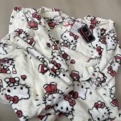 新品 Hello Kitty パジャマ 120cm アイボリー　Sanrio