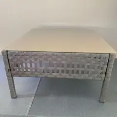 IKEA クングスホルメン ガーデンテーブル ガラス板トップのサムネイル
