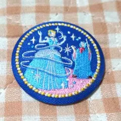 ディズニー 刺繍缶バッジ2 シンデレラ