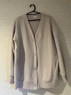 最終価格。GU ベージュ Vネック カーディガン 長袖　ユニセックス