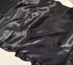 SHEIN ブラック サテン 枕カバー　1枚のサムネイル