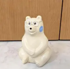 しろくま貯金箱　白色縁メガネ