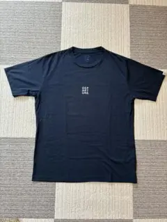 DEPARTURE. グラフィックTシャツ ネイビー XLのサムネイル