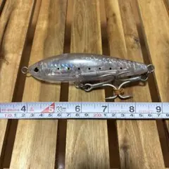 Item thumbnail for item 9256eaa2-9a69-412e-889e-ab8b7341ccc6