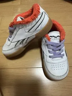 Item thumbnail for item 47526f49-7aaa-4e52-8eb0-0d870c025b84