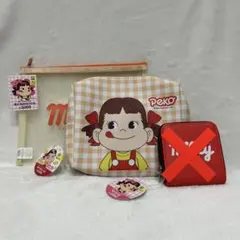 韓国　限定　ペコちゃん　ミルキー　ポーチ　財布　まとめ売りのサムネイル