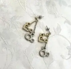 ディズニーランド　ミッキー型　ハート　ピアス　正規品　ディズニーリゾート