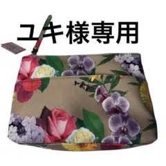 新品ダグ付✨Victoria’s Secret 花柄ポーチ