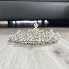 ウェディング ティアラ