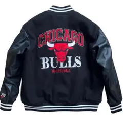 NBA APPAREL【極美品】CHICAGO BULLS スタジャン Mのサムネイル