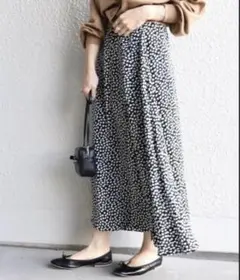 SHIPS シップス ロングラップスカート ネイビー×ホワイト レオパードのサムネイル